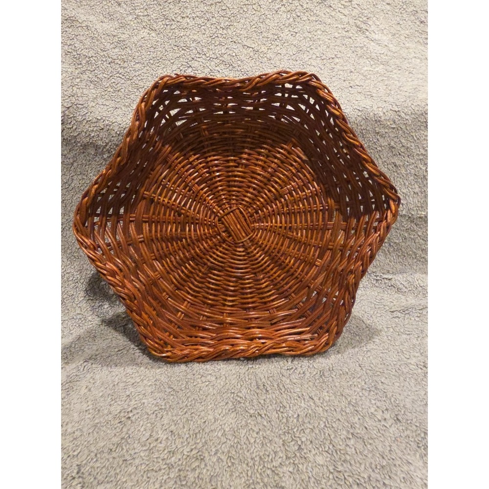 Vintage Woven Star Shaped Basket 11" Unbranded